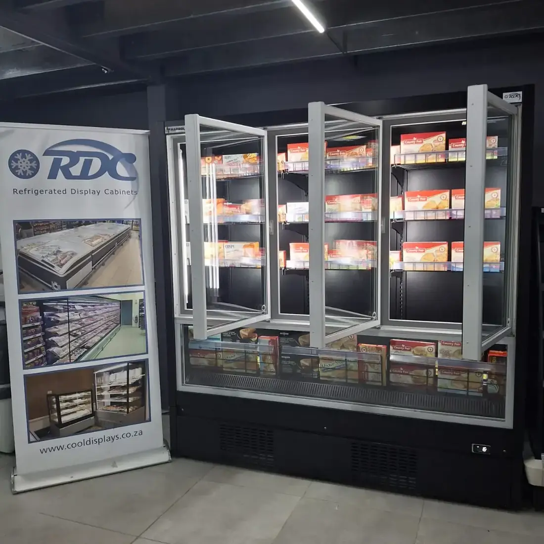 RDC display refrigeration installation
