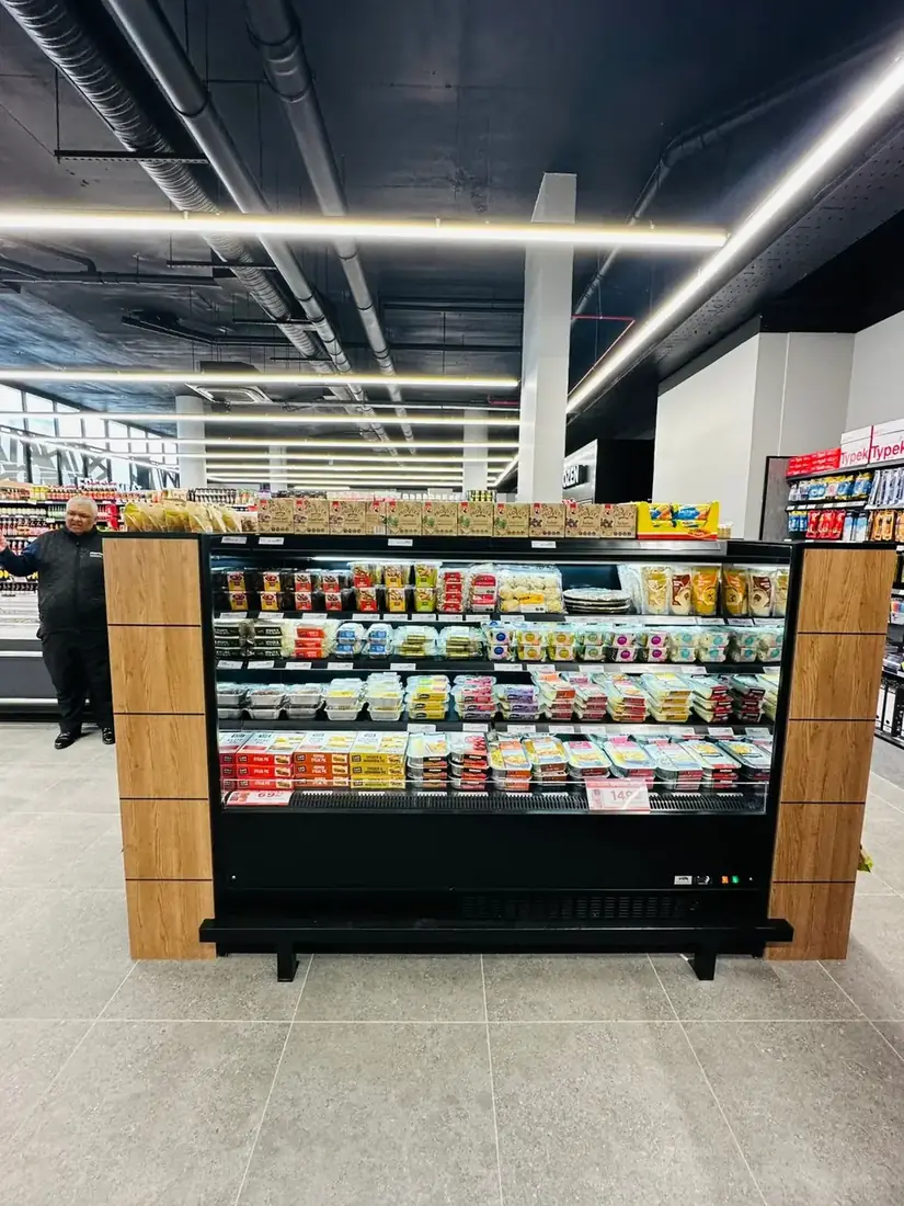 RDC display refrigeration installation