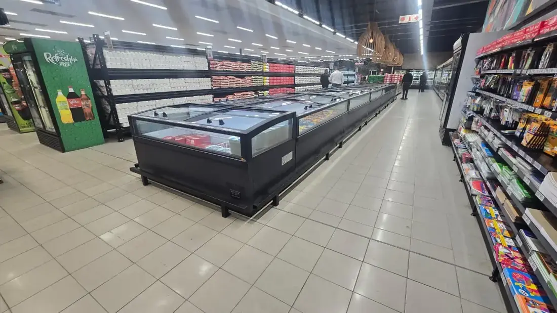 RDC display refrigeration installation